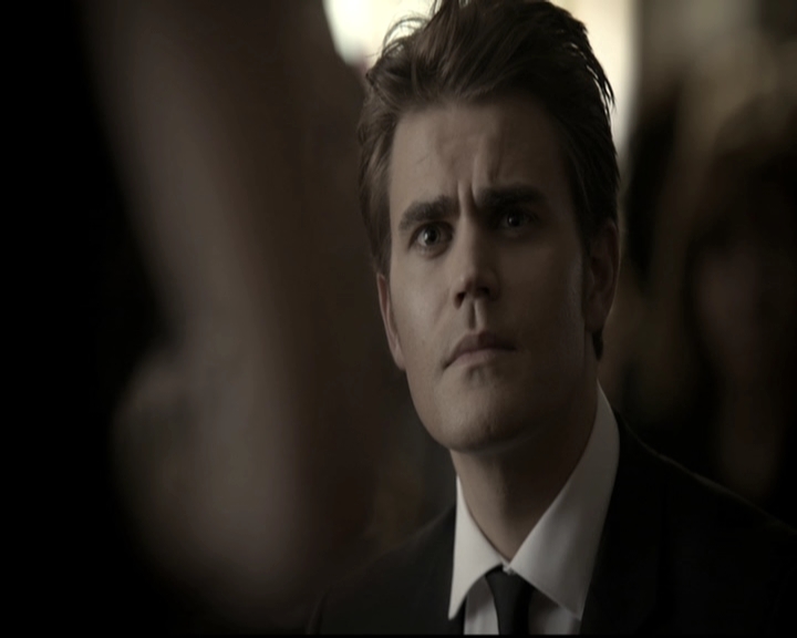 VampireDiariesWorld-dot-nl_6x15LetHerGo1403.jpg