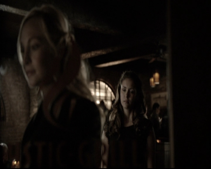 VampireDiariesWorld-dot-nl_6x15LetHerGo1535.jpg