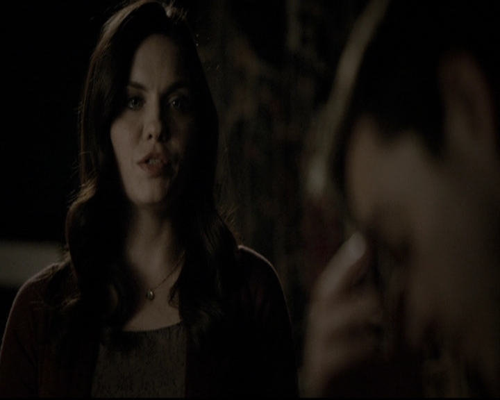 VampireDiariesWorld-dot-nl_6x15LetHerGo1578.jpg