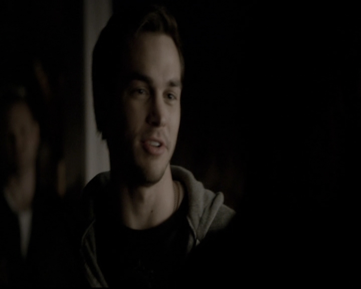 VampireDiariesWorld-dot-nl_6x15LetHerGo1593.jpg