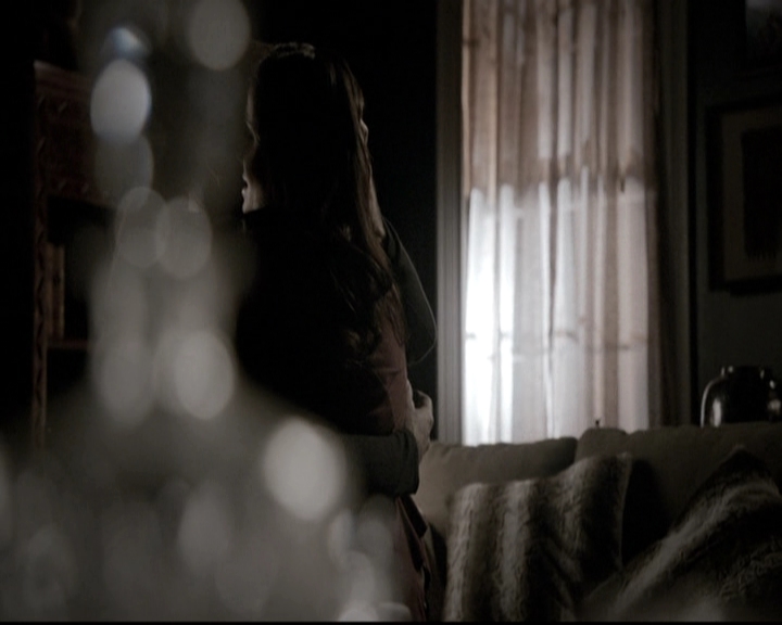 VampireDiariesWorld-dot-nl_6x15LetHerGo1842.jpg