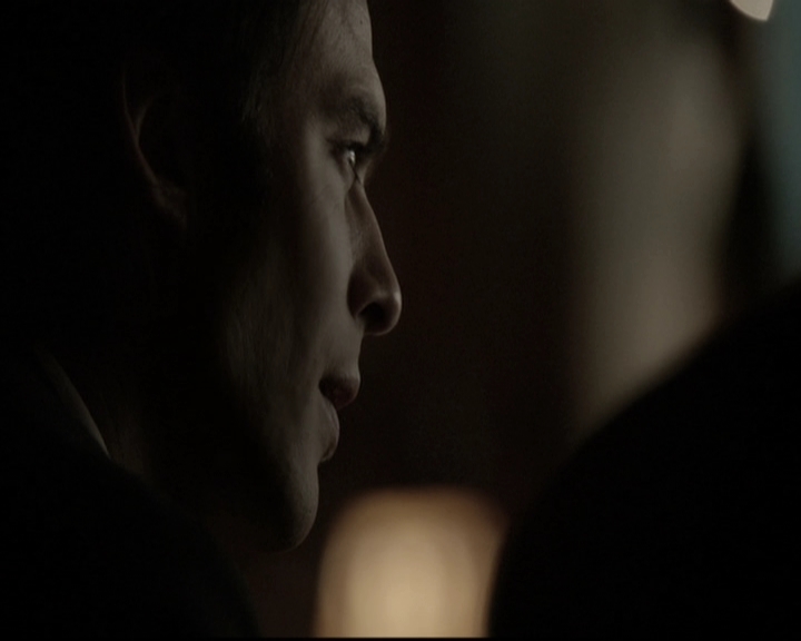 VampireDiariesWorld-dot-nl_6x15LetHerGo1858.jpg