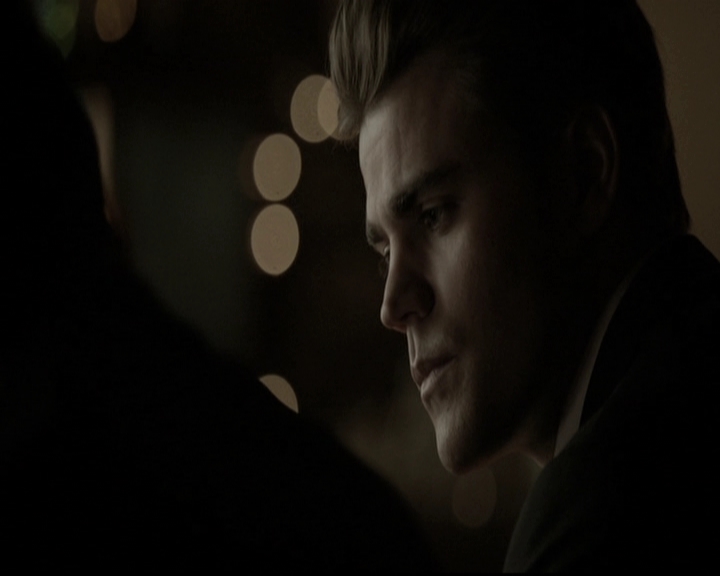 VampireDiariesWorld-dot-nl_6x15LetHerGo1861.jpg