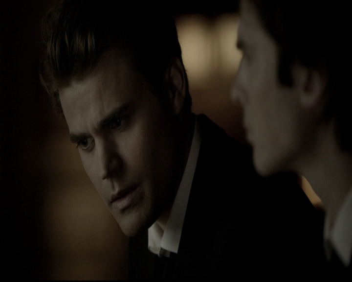 VampireDiariesWorld-dot-nl_6x15LetHerGo1884.jpg