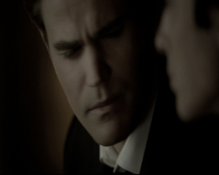 VampireDiariesWorld-dot-nl_6x15LetHerGo1892.jpg