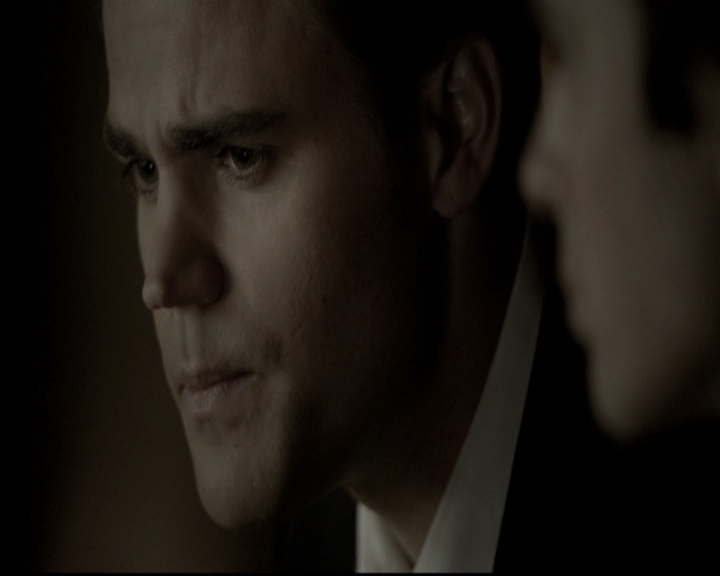 VampireDiariesWorld-dot-nl_6x15LetHerGo1896.jpg