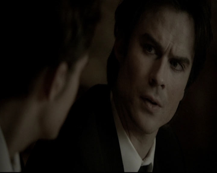 VampireDiariesWorld-dot-nl_6x15LetHerGo1909.jpg