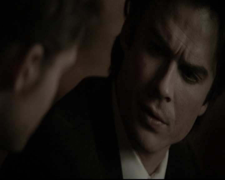 VampireDiariesWorld-dot-nl_6x15LetHerGo1914.jpg