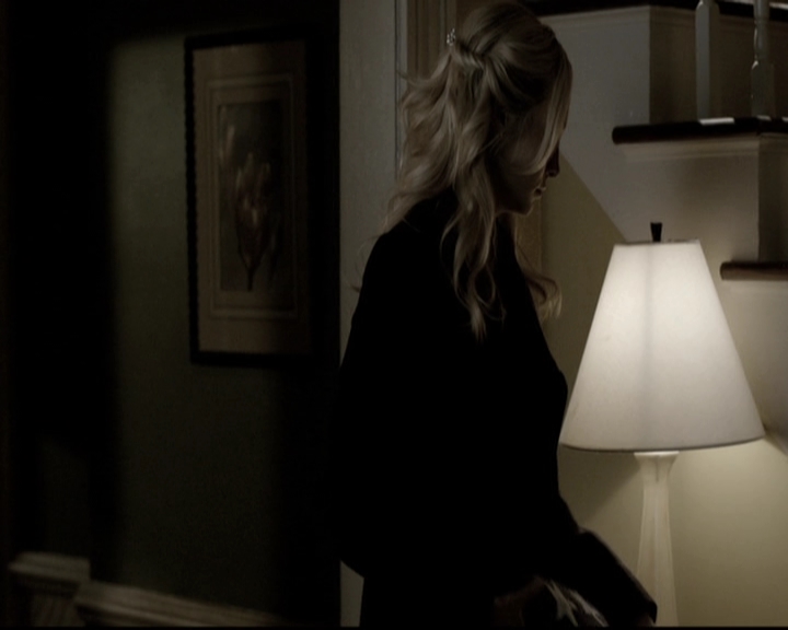 VampireDiariesWorld-dot-nl_6x15LetHerGo1951.jpg