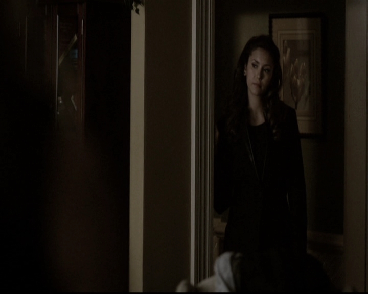 VampireDiariesWorld-dot-nl_6x15LetHerGo2010.jpg