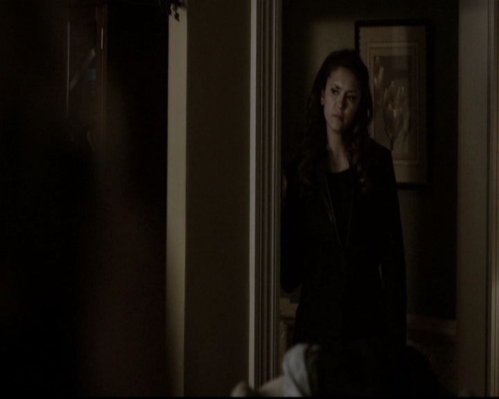 VampireDiariesWorld-dot-nl_6x15LetHerGo2011.jpg