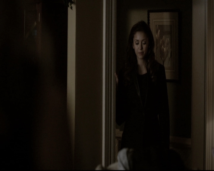 VampireDiariesWorld-dot-nl_6x15LetHerGo2013.jpg