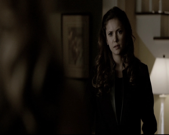 VampireDiariesWorld-dot-nl_6x15LetHerGo2040.jpg