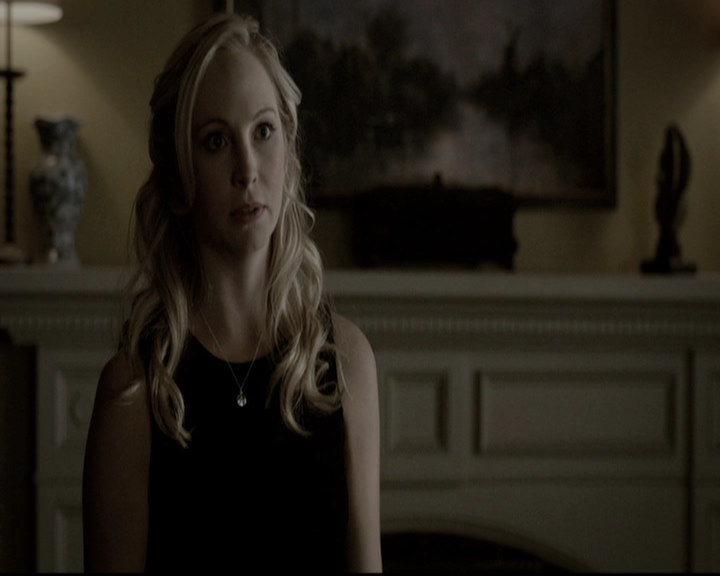 VampireDiariesWorld-dot-nl_6x15LetHerGo2048.jpg