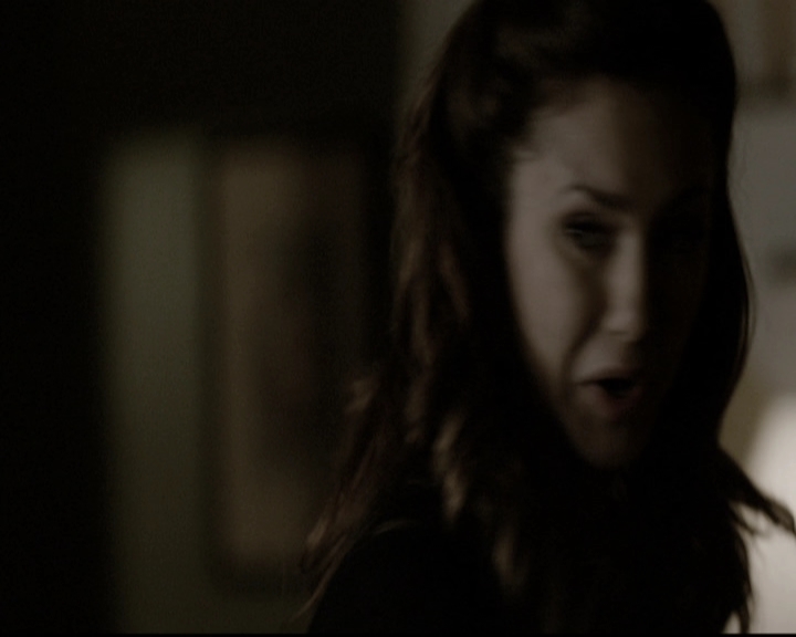 VampireDiariesWorld-dot-nl_6x15LetHerGo2064.jpg