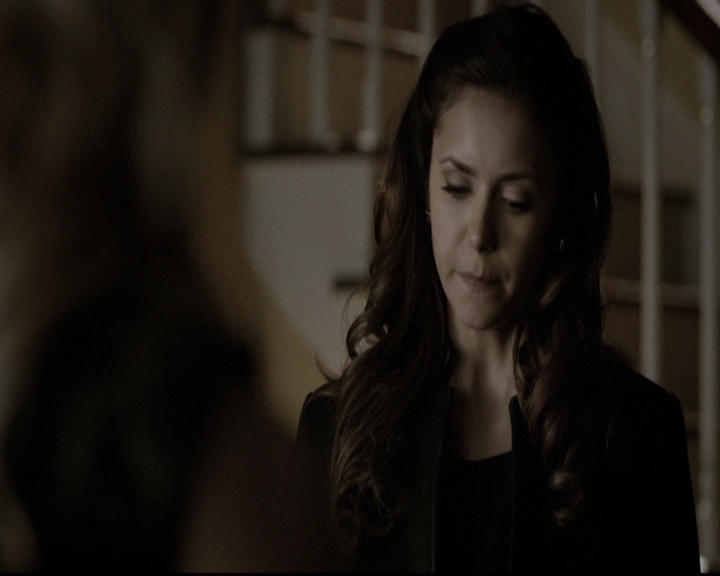 VampireDiariesWorld-dot-nl_6x15LetHerGo2077.jpg