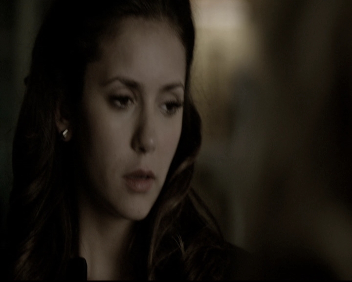 VampireDiariesWorld-dot-nl_6x15LetHerGo2095.jpg