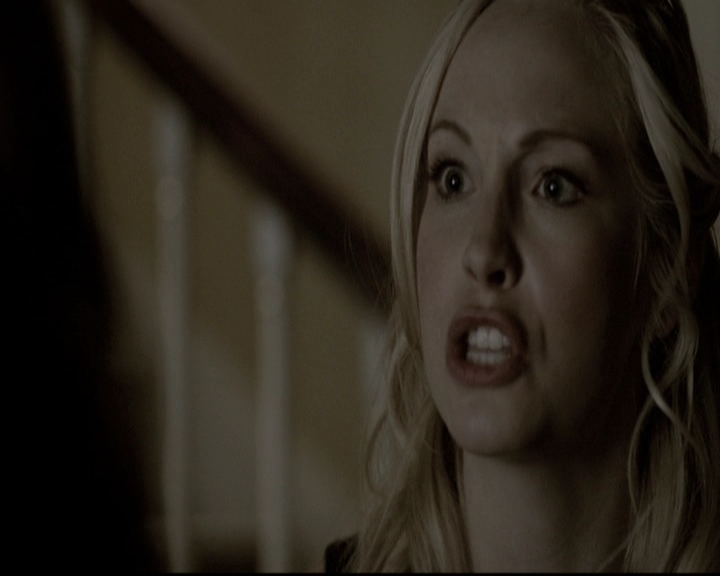 VampireDiariesWorld-dot-nl_6x15LetHerGo2103.jpg