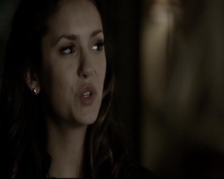 VampireDiariesWorld-dot-nl_6x15LetHerGo2107.jpg