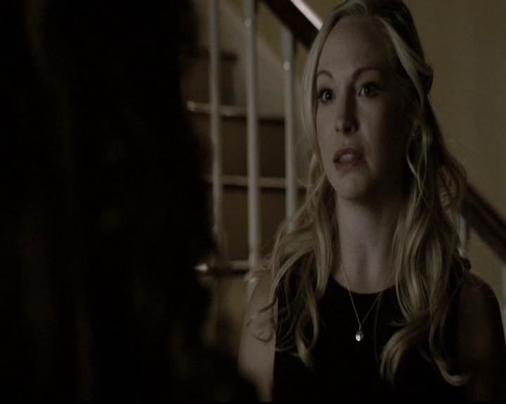 VampireDiariesWorld-dot-nl_6x15LetHerGo2115.jpg