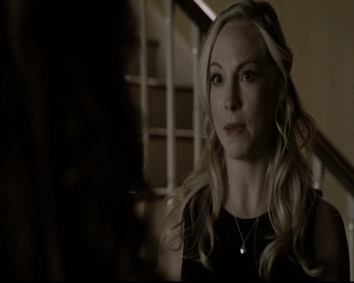 VampireDiariesWorld-dot-nl_6x15LetHerGo2118.jpg