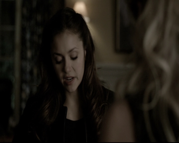 VampireDiariesWorld-dot-nl_6x15LetHerGo2126.jpg