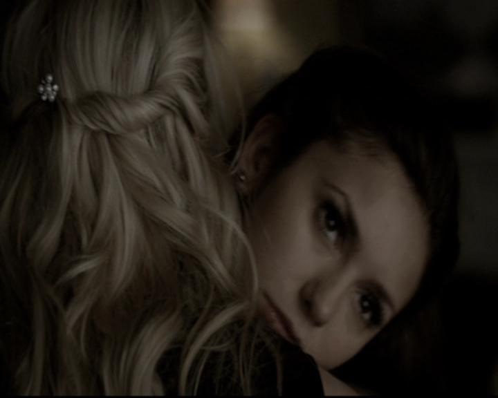 VampireDiariesWorld-dot-nl_6x15LetHerGo2191.jpg