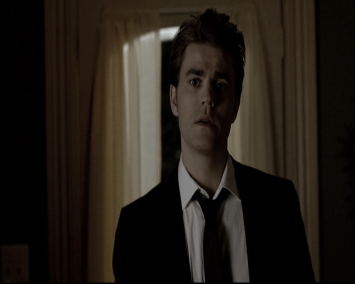 VampireDiariesWorld-dot-nl_6x15LetHerGo2243.jpg