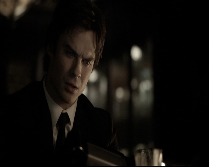 VampireDiariesWorld-dot-nl_6x15LetHerGo2282.jpg