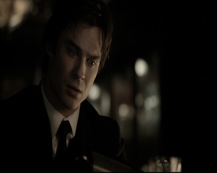 VampireDiariesWorld-dot-nl_6x15LetHerGo2284.jpg