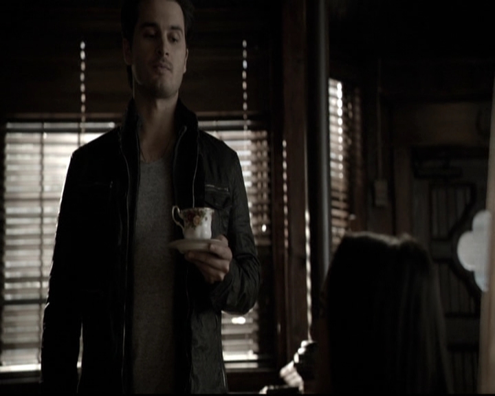 VampireDiariesWorld-dot-nl_6x16TheDownwardSpiral0309.jpg