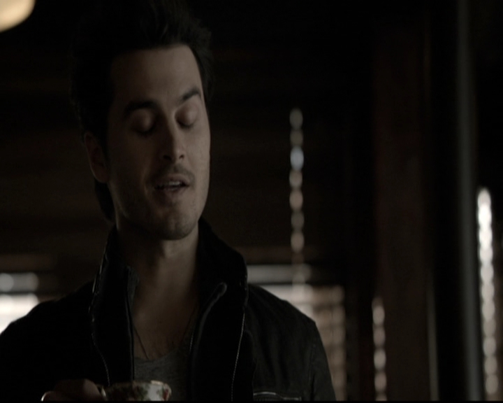 VampireDiariesWorld-dot-nl_6x16TheDownwardSpiral0320.jpg