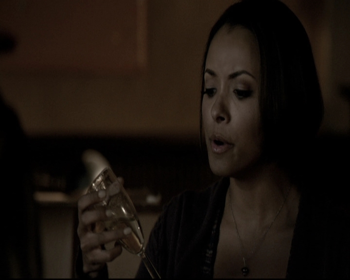 VampireDiariesWorld-dot-nl_6x16TheDownwardSpiral0397.jpg