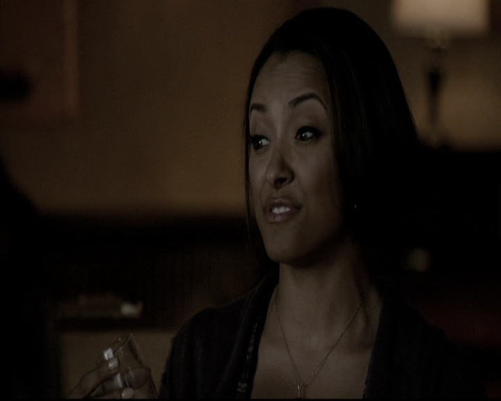 VampireDiariesWorld-dot-nl_6x16TheDownwardSpiral0405.jpg