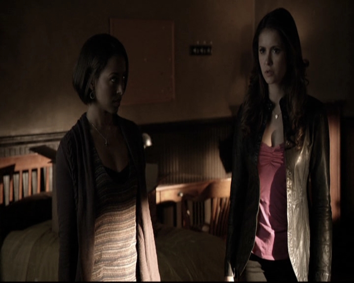 VampireDiariesWorld-dot-nl_6x16TheDownwardSpiral0449.jpg