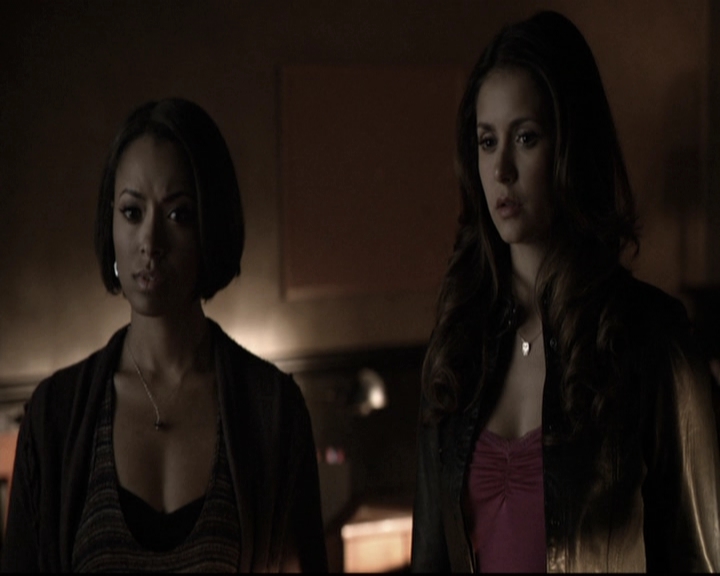 VampireDiariesWorld-dot-nl_6x16TheDownwardSpiral0574.jpg