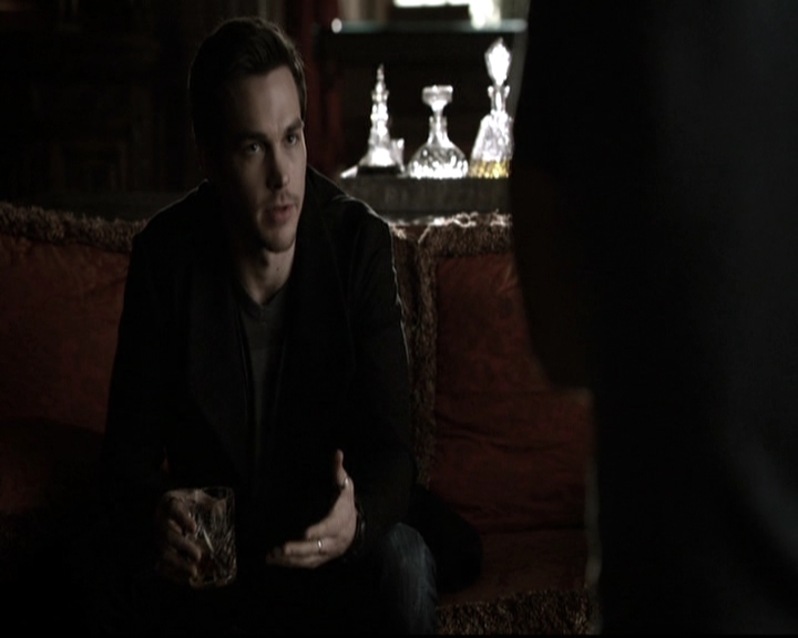 VampireDiariesWorld-dot-nl_6x16TheDownwardSpiral0658.jpg