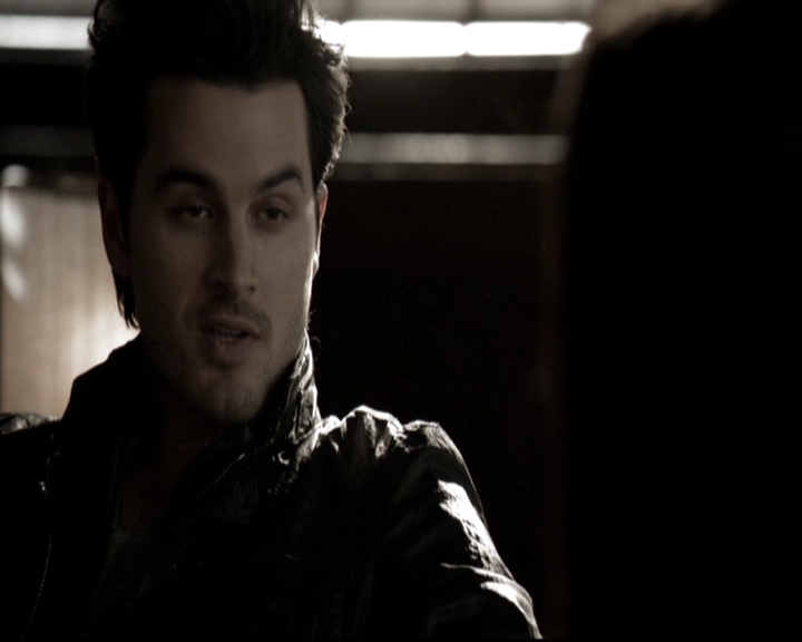 VampireDiariesWorld-dot-nl_6x16TheDownwardSpiral0696.jpg