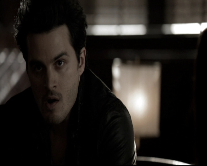 VampireDiariesWorld-dot-nl_6x16TheDownwardSpiral0702.jpg