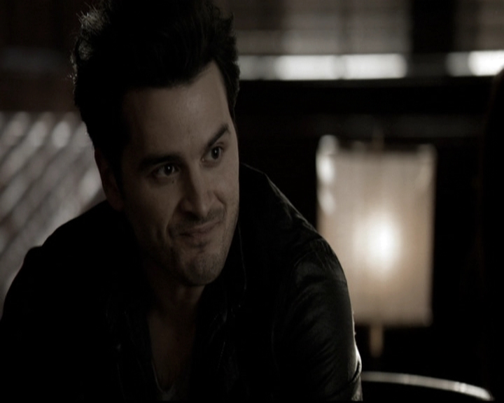 VampireDiariesWorld-dot-nl_6x16TheDownwardSpiral0703.jpg