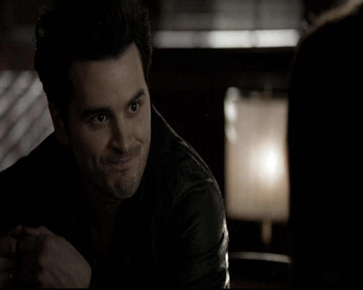 VampireDiariesWorld-dot-nl_6x16TheDownwardSpiral0705.jpg