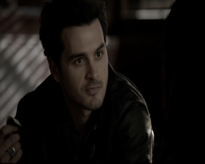 VampireDiariesWorld-dot-nl_6x16TheDownwardSpiral0709.jpg