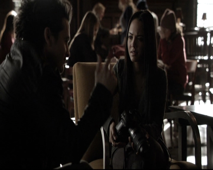 VampireDiariesWorld-dot-nl_6x16TheDownwardSpiral0710.jpg