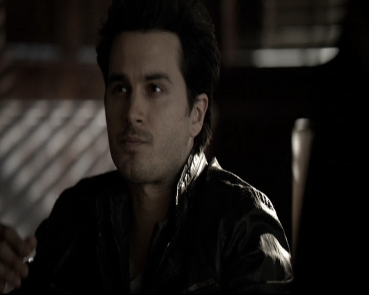 VampireDiariesWorld-dot-nl_6x16TheDownwardSpiral0763.jpg