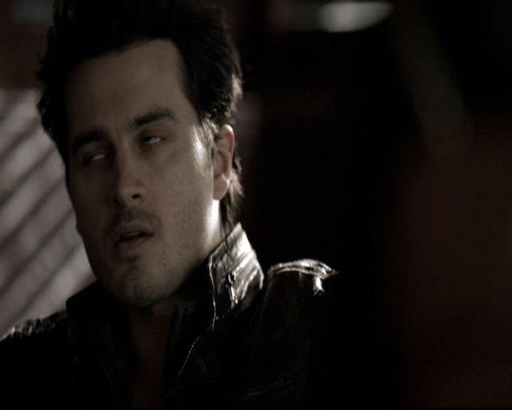 VampireDiariesWorld-dot-nl_6x16TheDownwardSpiral0774.jpg