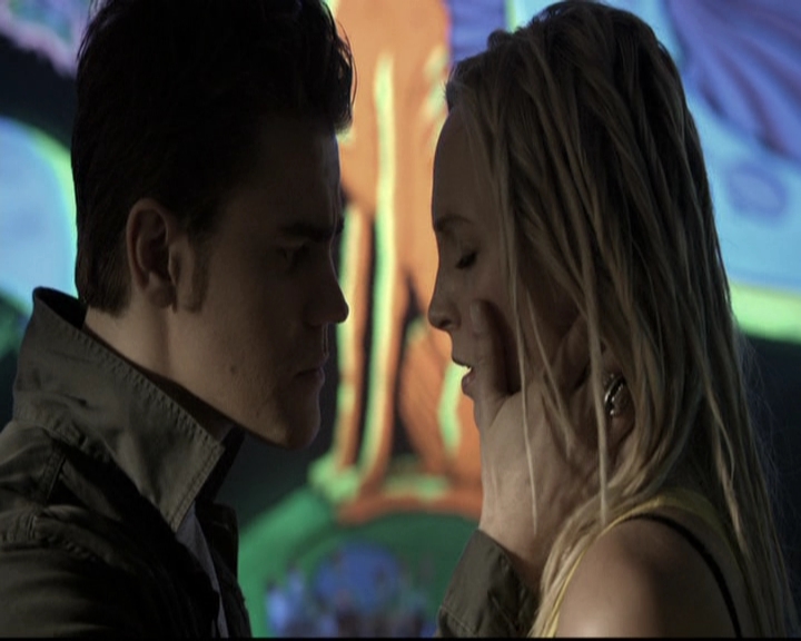 VampireDiariesWorld-dot-nl_6x16TheDownwardSpiral1356.jpg