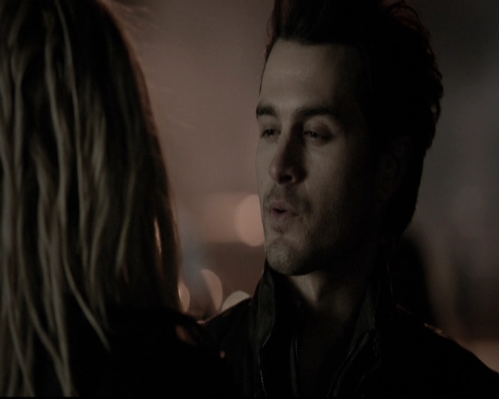 VampireDiariesWorld-dot-nl_6x16TheDownwardSpiral1418.jpg