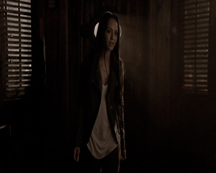 VampireDiariesWorld-dot-nl_6x16TheDownwardSpiral1605.jpg