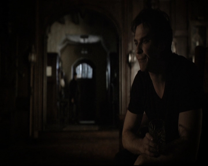 VampireDiariesWorld-dot-nl_6x16TheDownwardSpiral1912.jpg