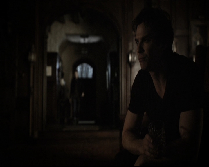 VampireDiariesWorld-dot-nl_6x16TheDownwardSpiral1913.jpg